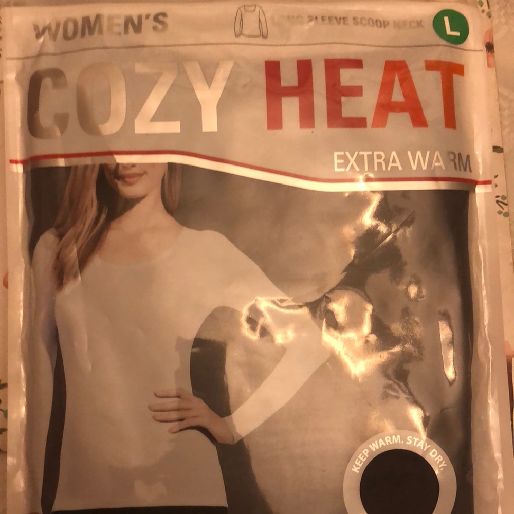 32 Degrees Long sleeve scoop neck